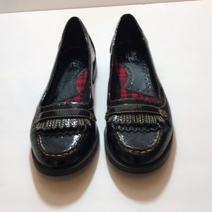 Women's Bass Shoes Black Patent Leather Loafers size 8 M